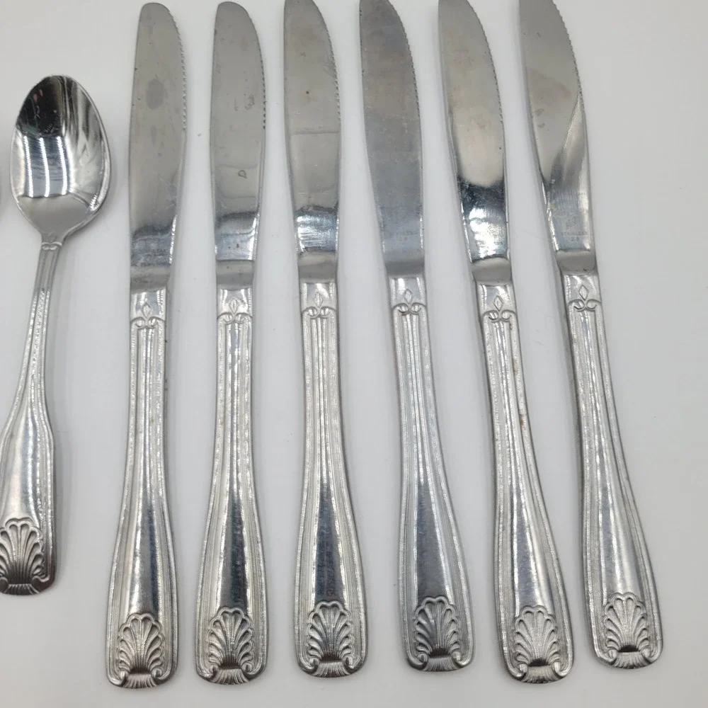 9pc Walco Fanfare Stainless Flatware Knives Teaspoons Shell Scallop ABC 28 18CR